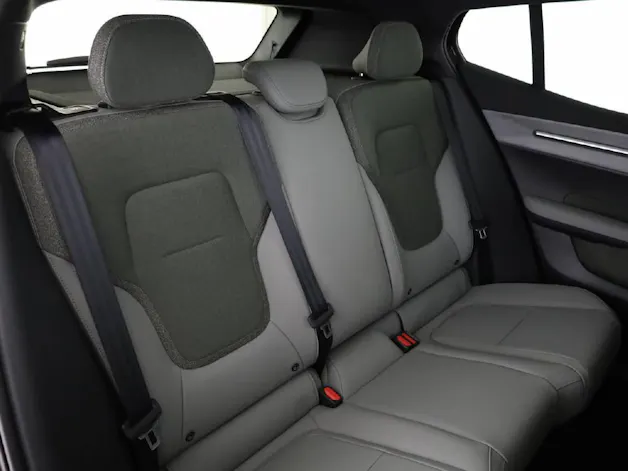 Volvo EX30 Cross Country P8 Ultra AWD
