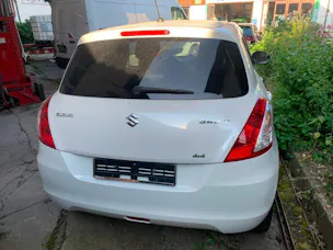 Suzuki Swift 1.2 GL Sergio Cellano 4x4