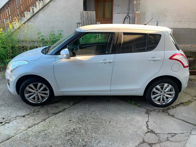 Suzuki Swift 1.2 GL Sergio Cellano 4x4