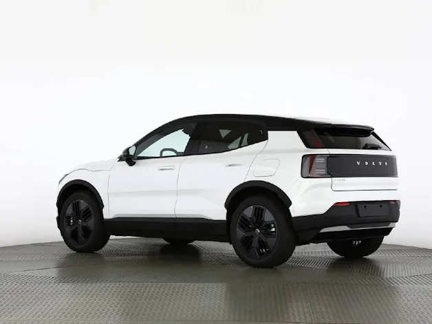 Volvo EX30 Cross Country P8 Ultra AWD