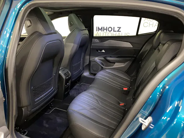 Peugeot 408 1.6 PHEV 225 GT
