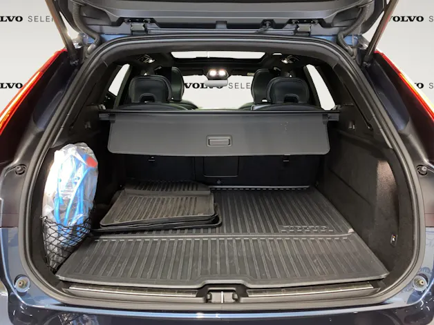 Volvo XC60 2.0 T6 TE Plus Dark eAWD