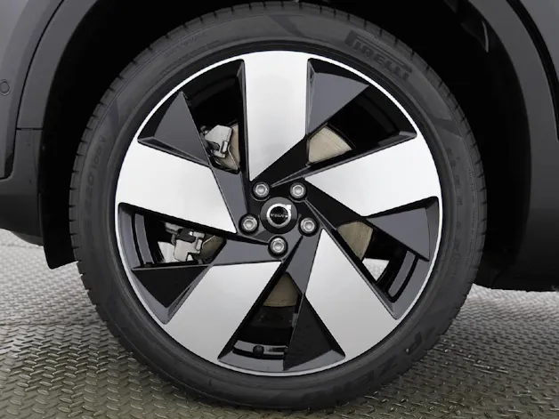 Volvo EX40 Twin Ultra AWD XCENTRIC