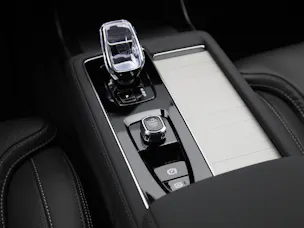 VOLVO XC90 2.0 T8 TE XCLUSIVE Ultra Dark eAWD
