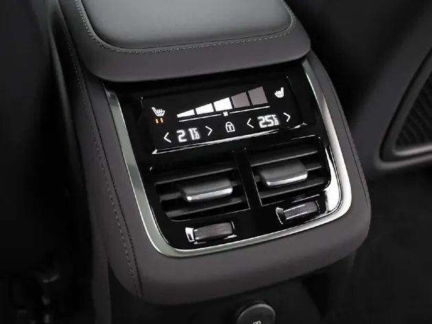 VOLVO XC90 2.0 T8 TE XCLUSIVE Ultra Dark eAWD