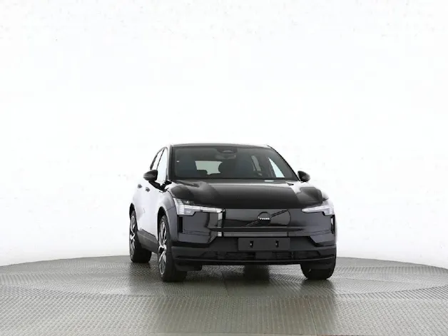 Volvo EX30 P5 Plus Swiss Black Edition Extended Range
