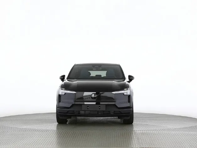 Volvo EX30 P5 Plus Swiss Black Edition Extended Range