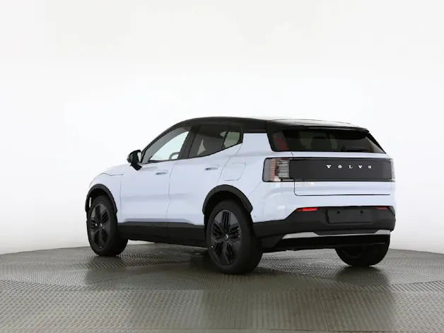 Volvo EX30 Cross Country P8 Ultra AWD