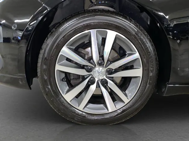 Peugeot 308 1.2 PureTech 130 Tech Edition S/S