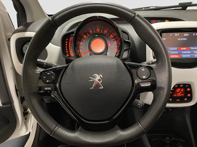 Peugeot 108 1.2 PureTech Allure Top