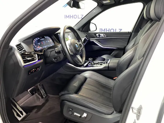 BMW X5 M50i xDrive