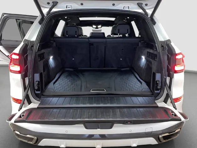 BMW X5 M50i xDrive
