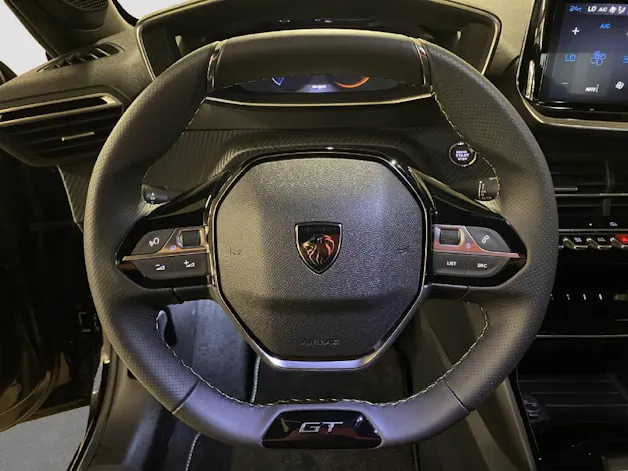 Peugeot 208 1.2 Hybrid 145 GT