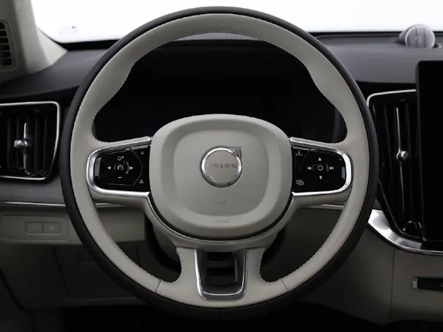 VOLVO XC90 2.0 TE T8 XCLUSIVE Ultra Dark eAWD