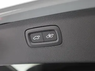 VOLVO XC90 2.0 T8 TE Black Edition eAWD