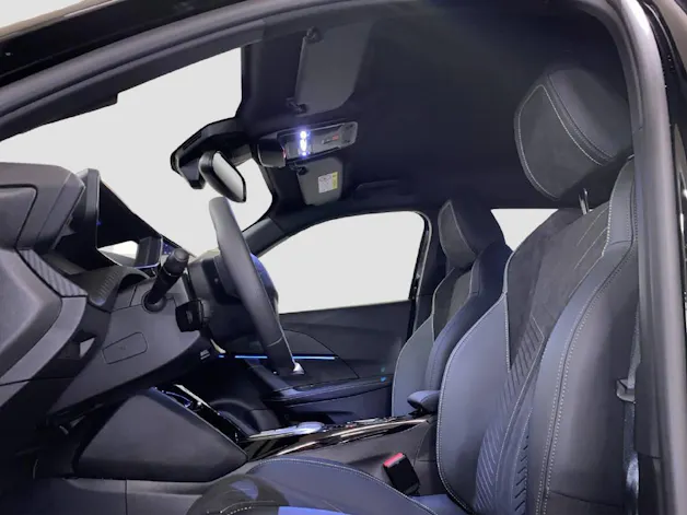 Peugeot 2008 1.2 Hybrid 145 GT