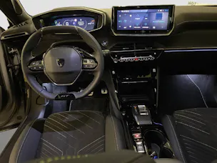 Peugeot 2008 1.2 Hybrid 145 GT