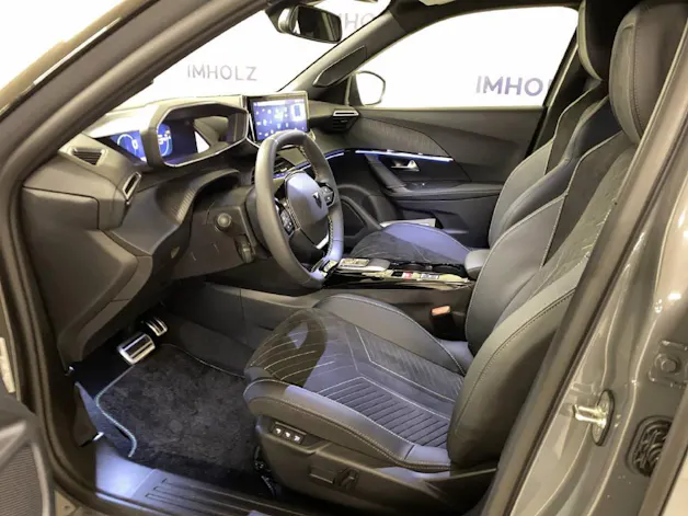 Peugeot 2008 1.2 Hybrid 145 GT