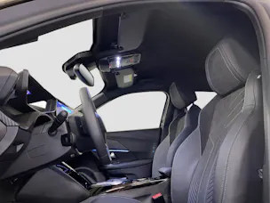 Peugeot 2008 1.2 Hybrid 145 GT
