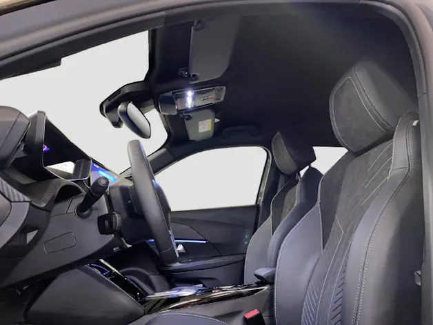 Peugeot 2008 1.2 Hybrid 145 GT