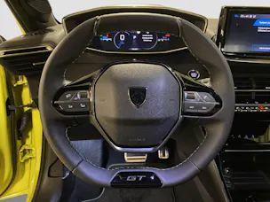 Peugeot 208 1.2 Hybrid 145 GT