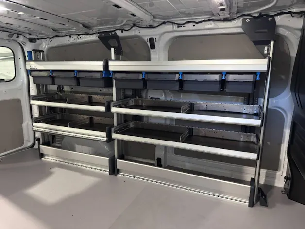 FORD Transit Custom Van 320 L2 2.5 Duratec 233 PS Trend PHEV