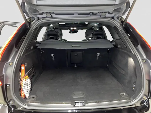 Volvo XC60 2.0 T8 TE R-Design eAWD