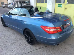 Mercedes-Benz E 200 CGI BlueEF Cabriolet