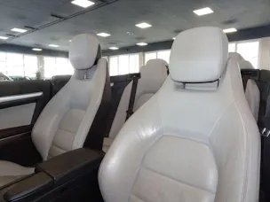 Mercedes-Benz E 200 CGI BlueEF Cabriolet