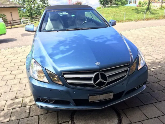 Mercedes-Benz E 200 CGI BlueEF Cabriolet