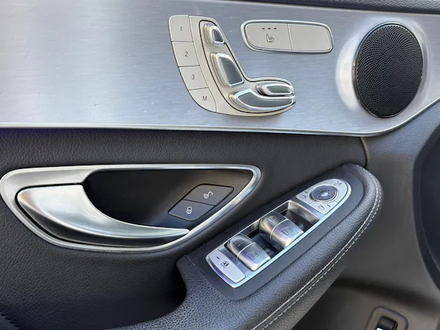 Mercedes-Benz C 200 Swiss Star AMG Line 4m