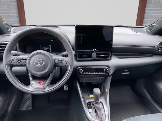 Toyota Yaris 1.5 VVT-i HSD GR Sport