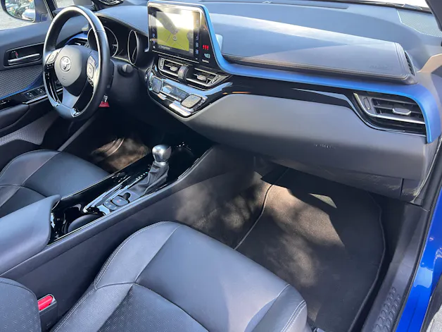 Toyota C-HR 1.8 VVTi HSD Style