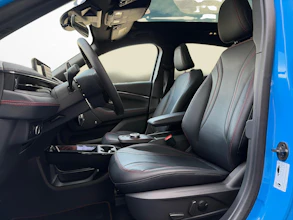 https://vehicle.imgix.net/4384159/9f5856e2-2b44-42f7-85e6-acfd9f78b3b8.jpg