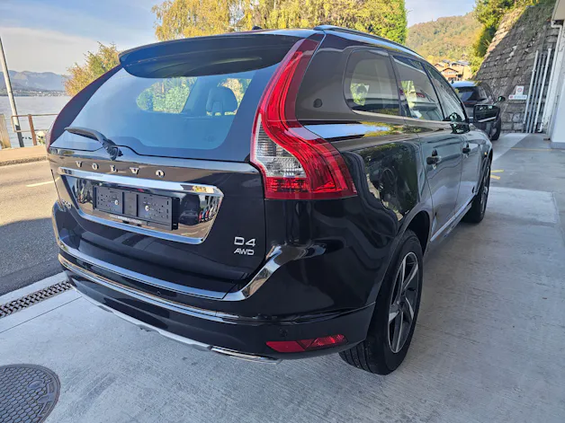 VOLVO XC60 2.4 D4 Summum AWD S/S