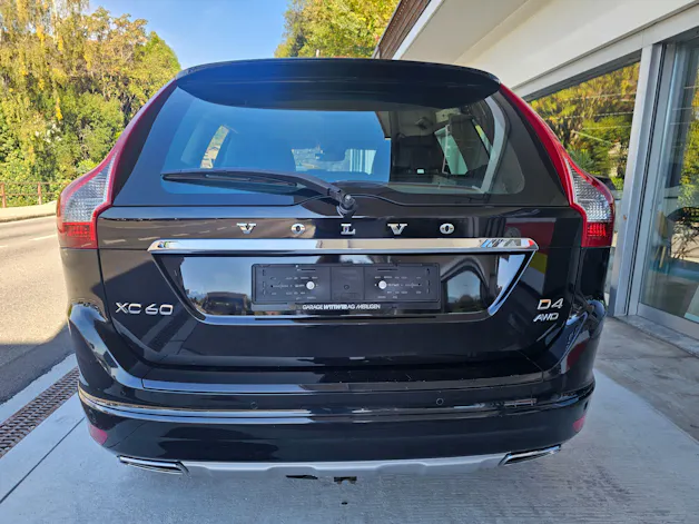 VOLVO XC60 2.4 D4 Summum AWD S/S