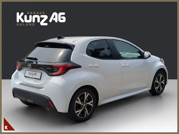 Toyota Yaris 1.5 VVT-i HSD Trend