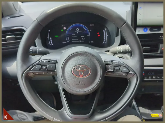 Toyota Yaris 1.5 VVT-i HSD Trend