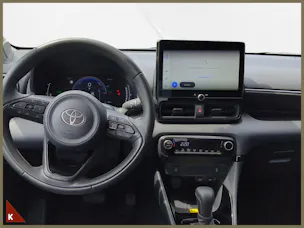 Toyota Yaris 1.5 VVT-i HSD Trend