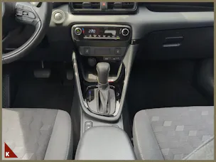 Toyota Yaris 1.5 VVT-i HSD Trend