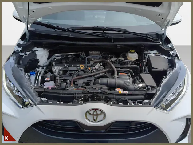 Toyota Yaris 1.5 VVT-i HSD Trend