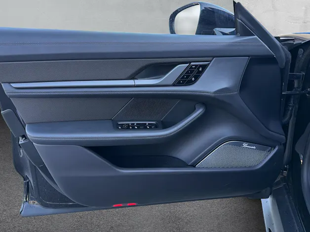 Porsche Taycan Turbo (CH)