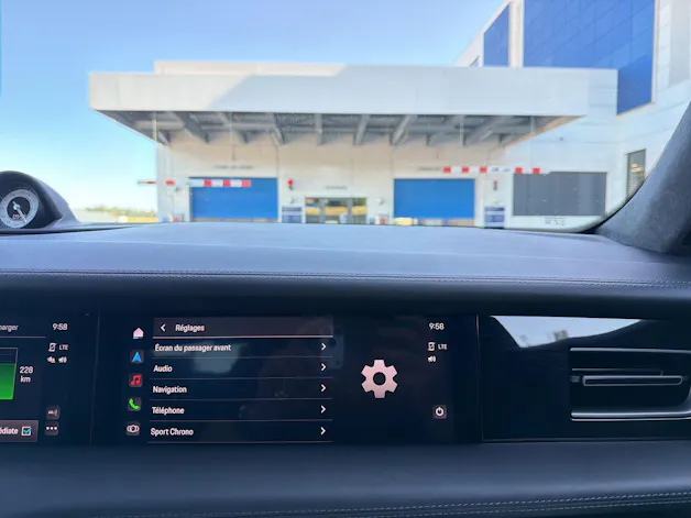 Porsche Taycan Turbo (CH)