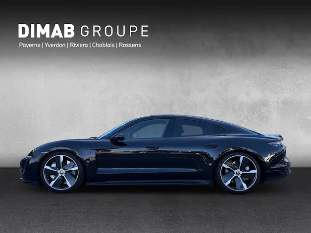 Porsche Taycan Turbo (CH)