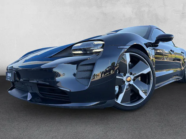 Porsche Taycan Turbo (CH)