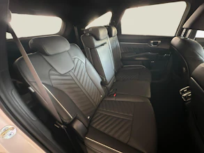 https://vehicle.imgix.net/4384243/c17639c1-3faf-44ce-aa8b-9db4468469d4.jpg