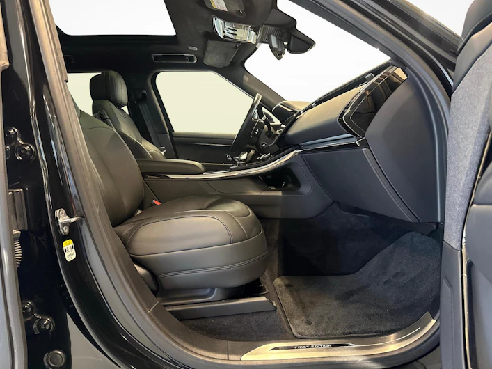 Fahrzeugbild LAND ROVER RANGE ROVER SPORT