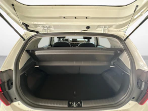 https://vehicle.imgix.net/4384263/ea4e8fcc-d7af-4654-bc1c-400cf1e7fc31.jpg