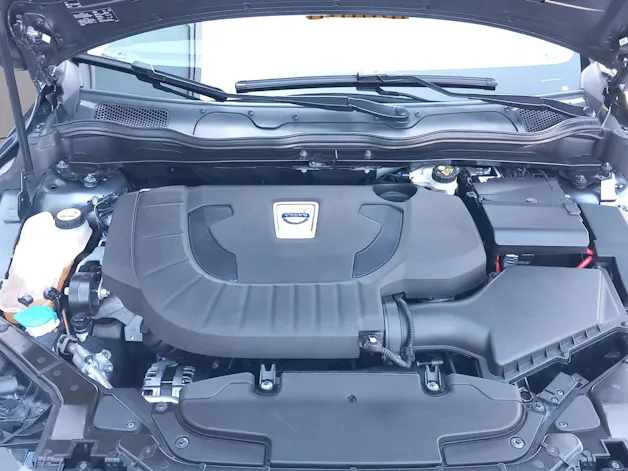 Volvo V40 2.0 D4 Summum S/S