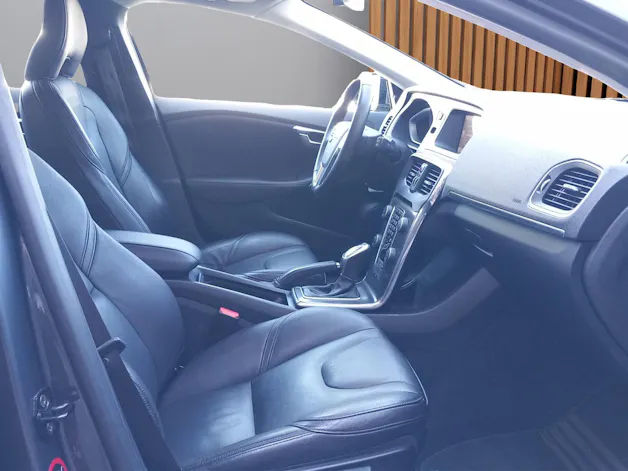 Volvo V40 2.0 D4 Summum S/S